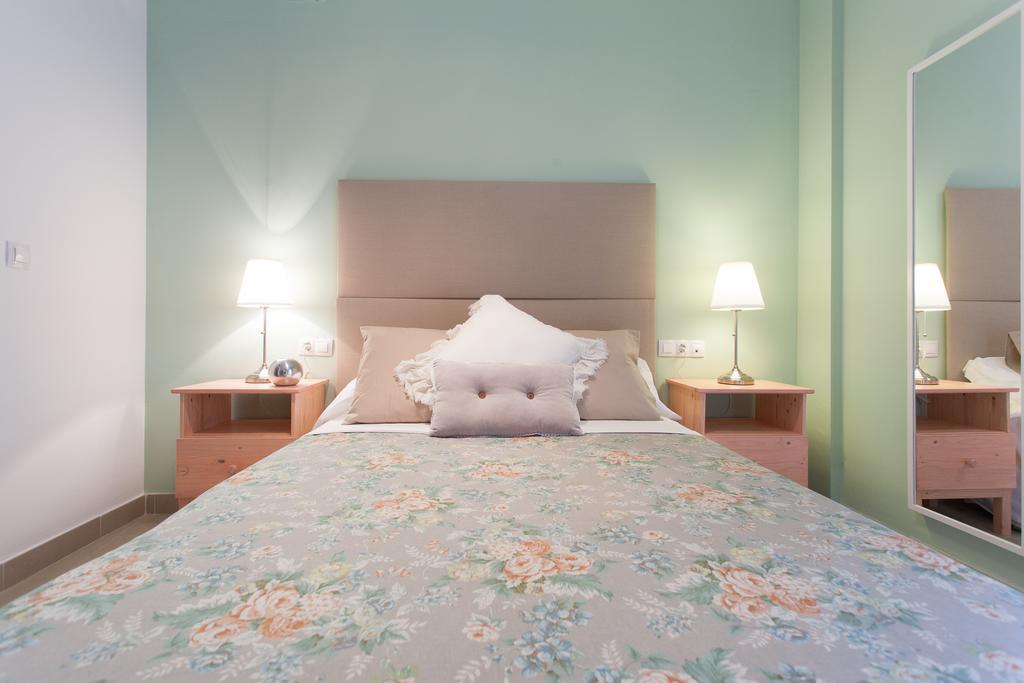 Apartamentos San Lorenzo Séville Extérieur photo