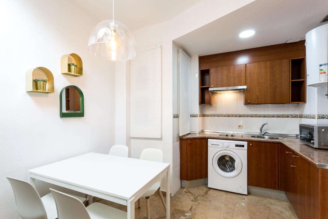 Apartamentos San Lorenzo Séville Extérieur photo