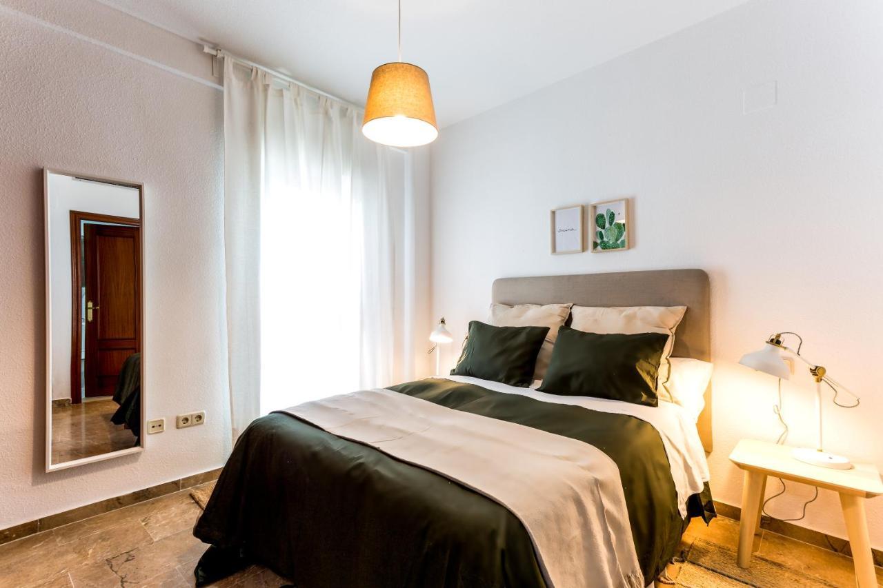 Apartamentos San Lorenzo Séville Extérieur photo